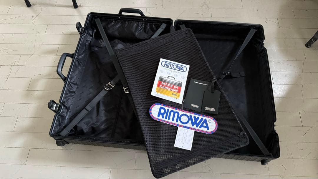 リモワ ユナイテッドアローズ別注 クラシックフライト2輪 ブラック