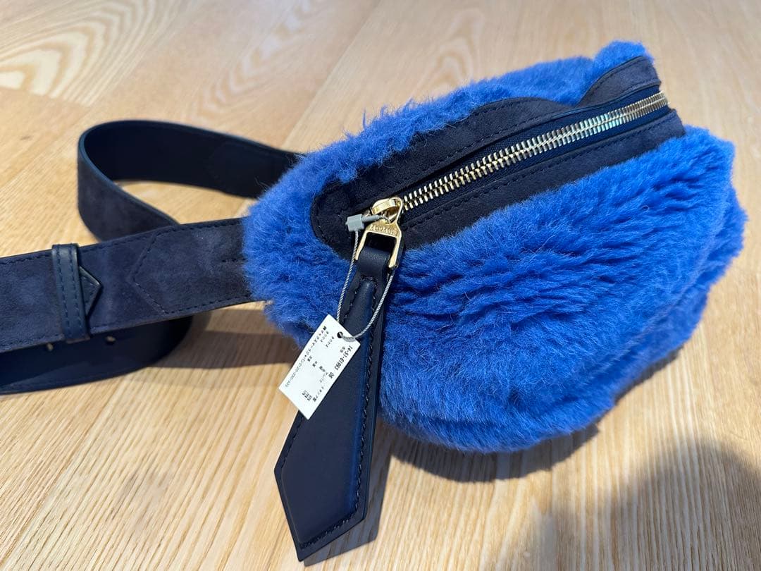 マックスマーラ　ファー素材 ボディバッグ