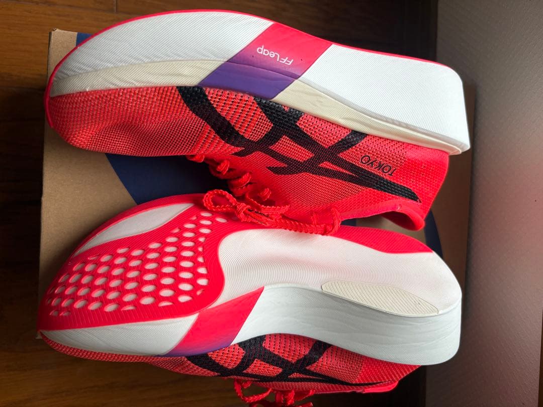 ス*ー様 asics SPEED SKY TOKYO 25.0cm