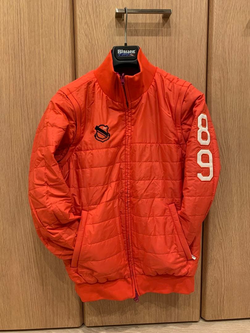 《NEW》パーリーゲイツリバーシブル中綿ブルゾン