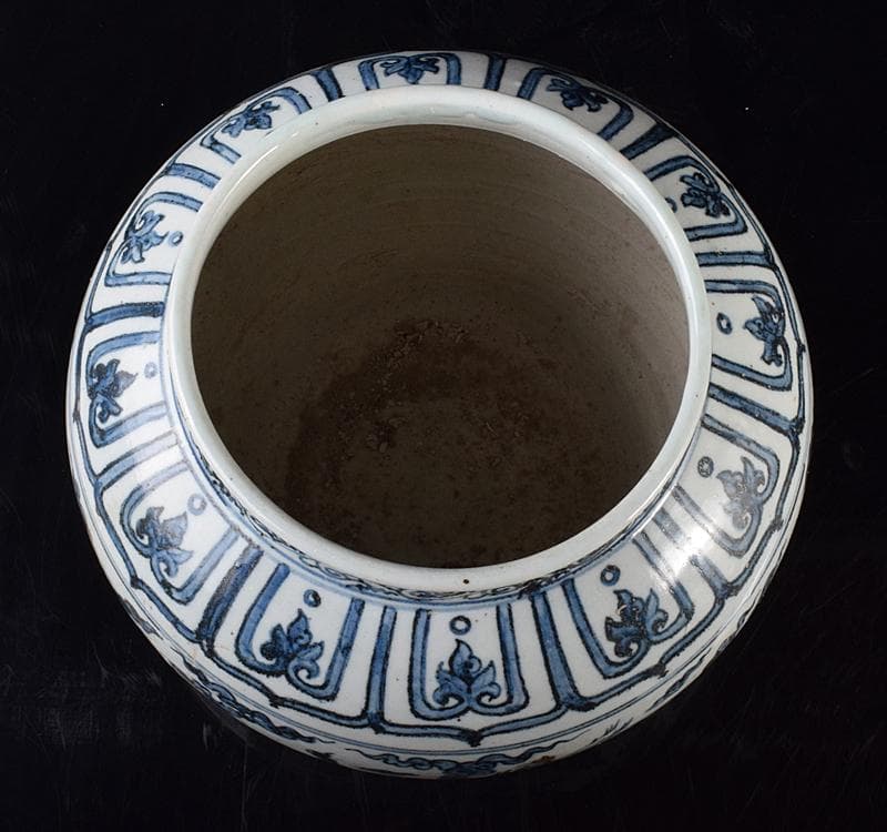 中国　青花　雲鶴文　壷　C　3743C