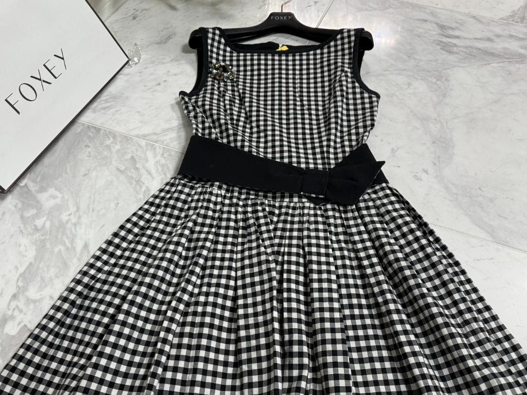 美品★FOXEYフォクシーニューヨーク ワンピース ロスフルフレア38