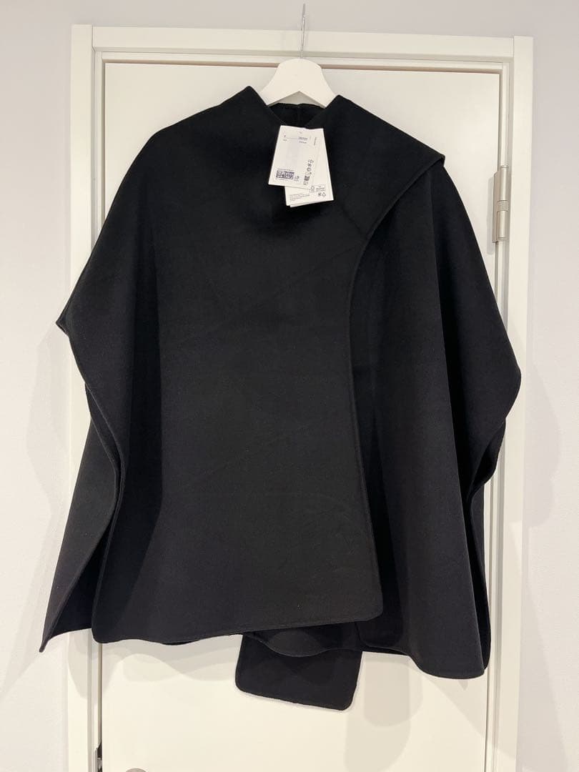 COS ダブルフェイスウールスカーフケープ ブラック新品未使用フリーサイズ