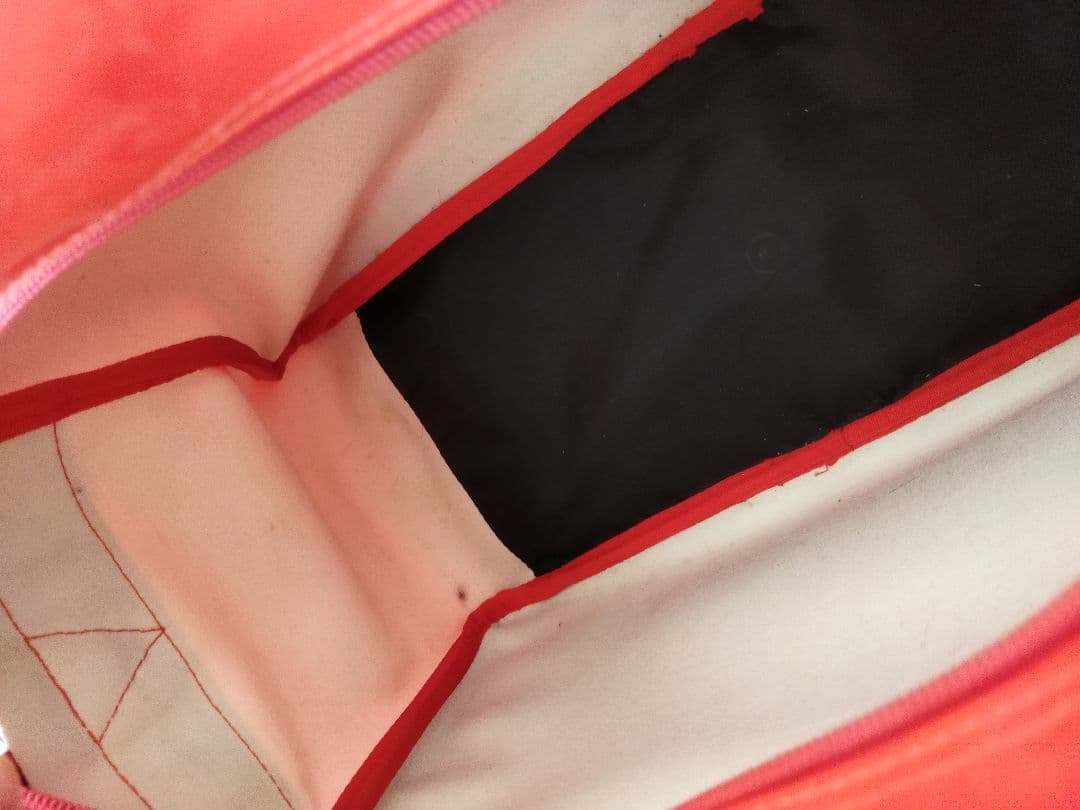 非売品 Coca-Cola エナメルバッグ 赤 USEDの通販はau PAY マーケット