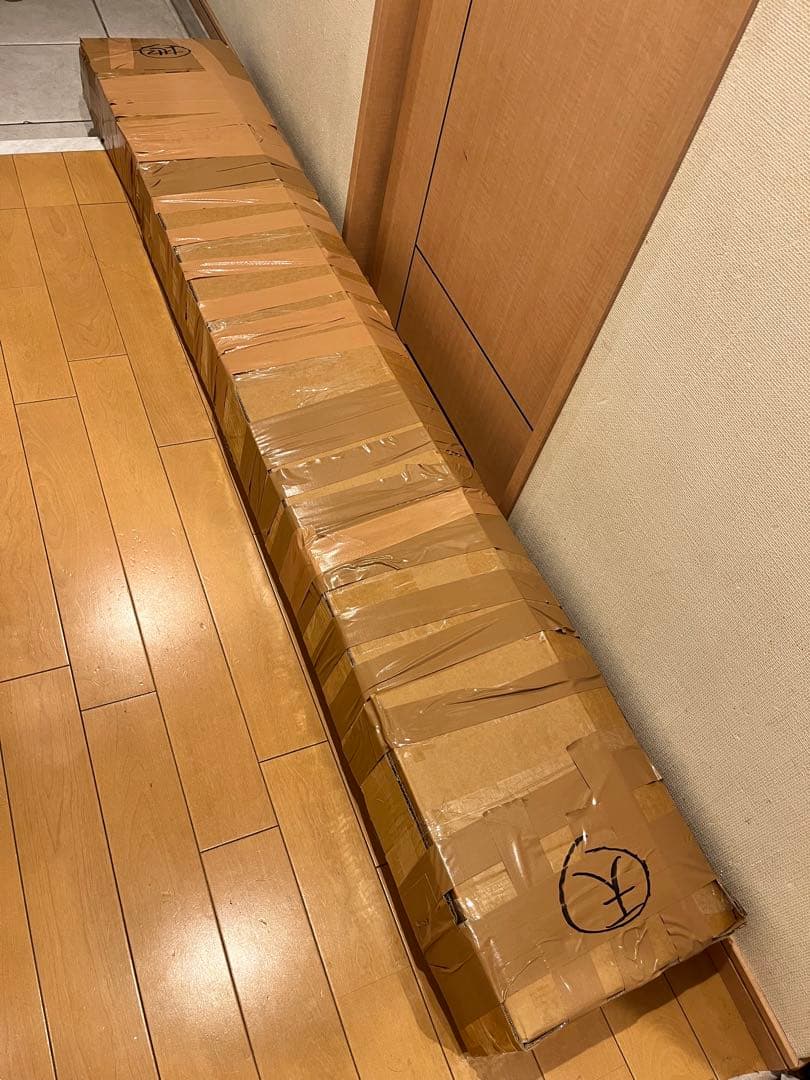 東商アソシエート株式会社 懸垂ラック白色（フィンガーボード付き