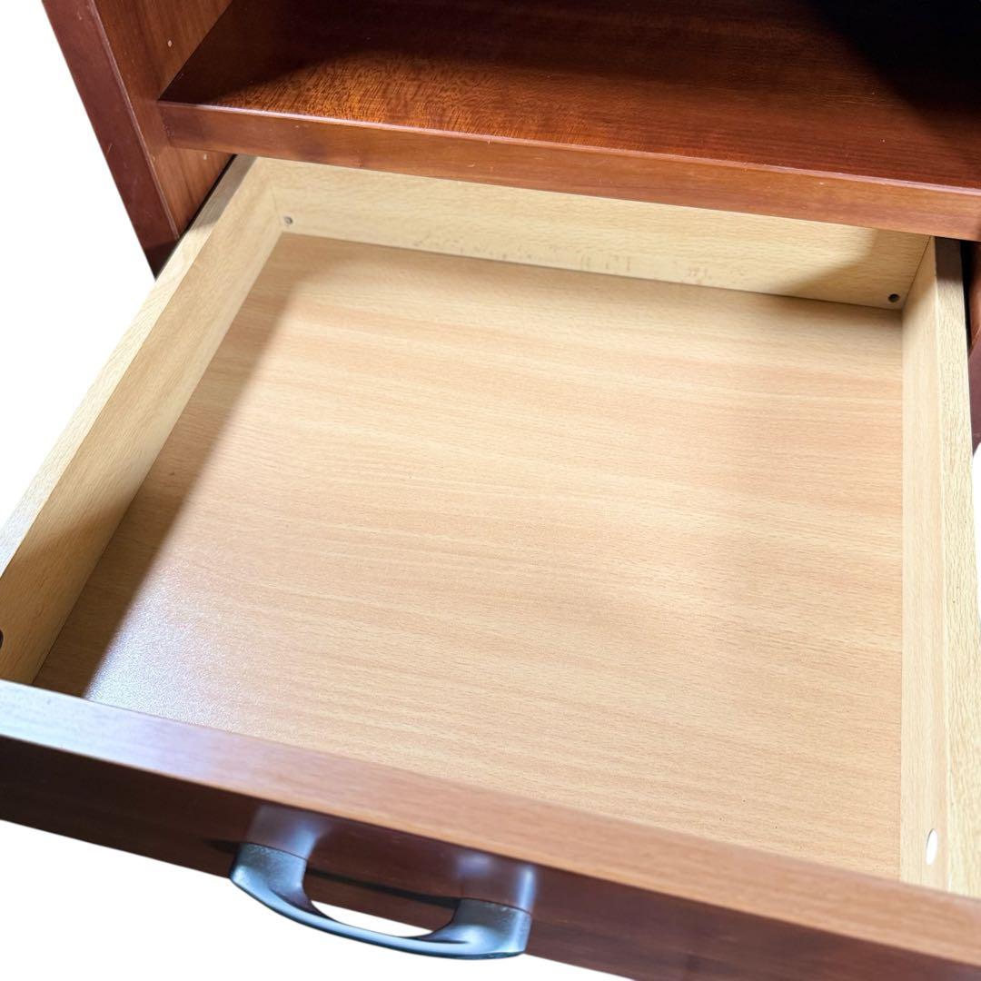 HR721 【廃盤】BoConcept 北欧　ナイトテーブル　サイドテーブル