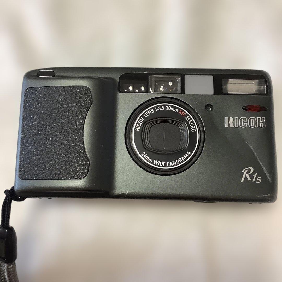 RICOH R1s コンパクトフィルムカメラ　ジャンク品