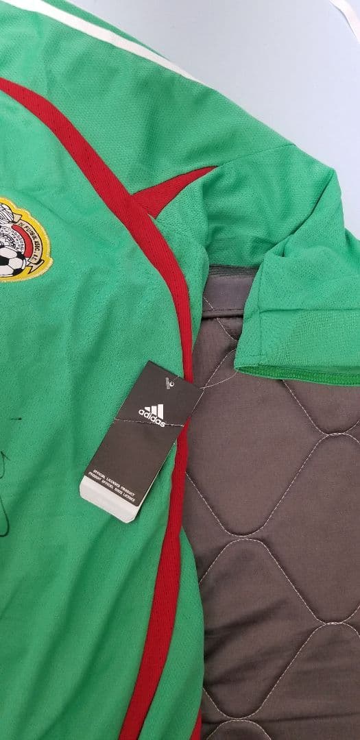 メキシコ代表　ギジェルモ・オチョア　直筆サイン入　サインユニフォーム