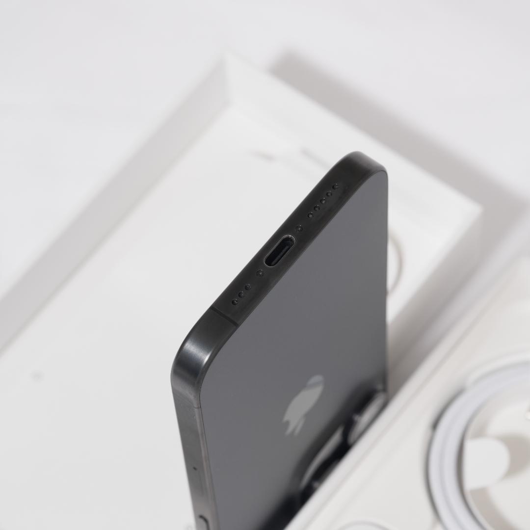 や*ま様 iPhone15 Pro 128GB ブラック 美品