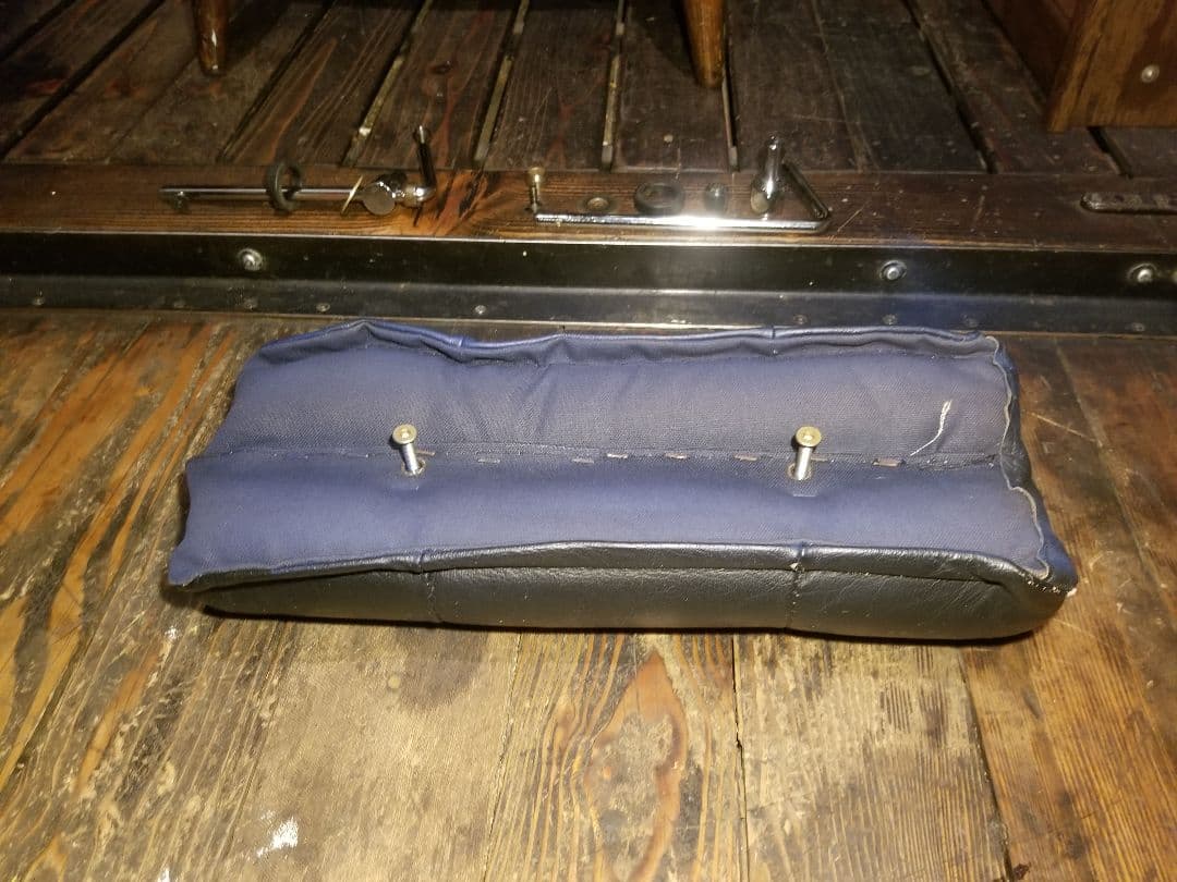 1970's　スペースエイジ　レザー　メタル　パーソナル　リクライニング　チェア