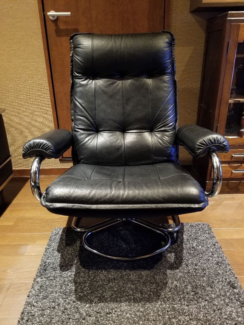 1970's　スペースエイジ　レザー　メタル　パーソナル　リクライニング　チェア