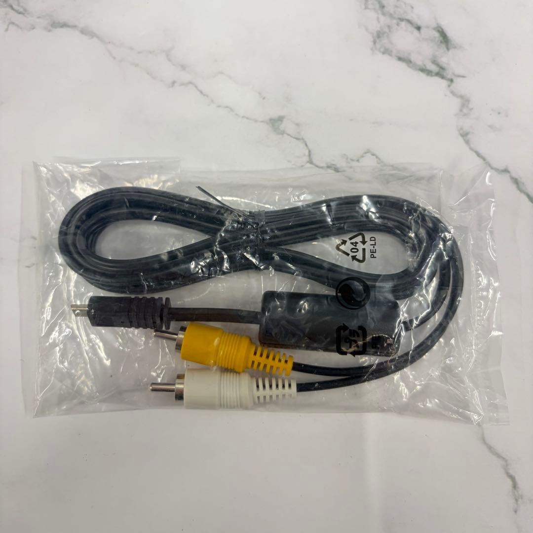 付属品有り　NICON COOIPIX S3300 カメラ　デジタルカメラ