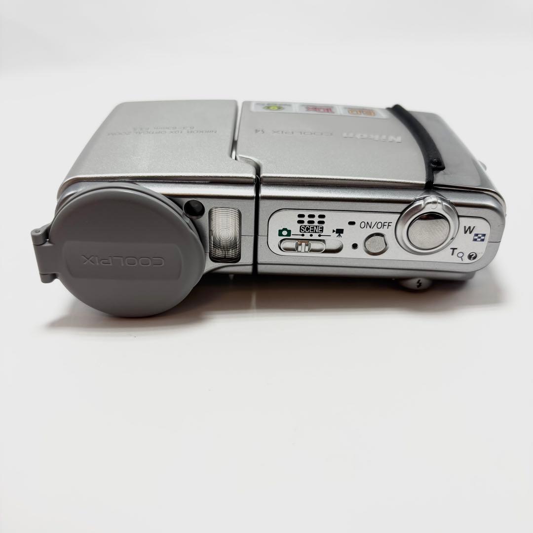 【週末限定値下げ】【美品】Nikon COOLPIX S4 乾電池