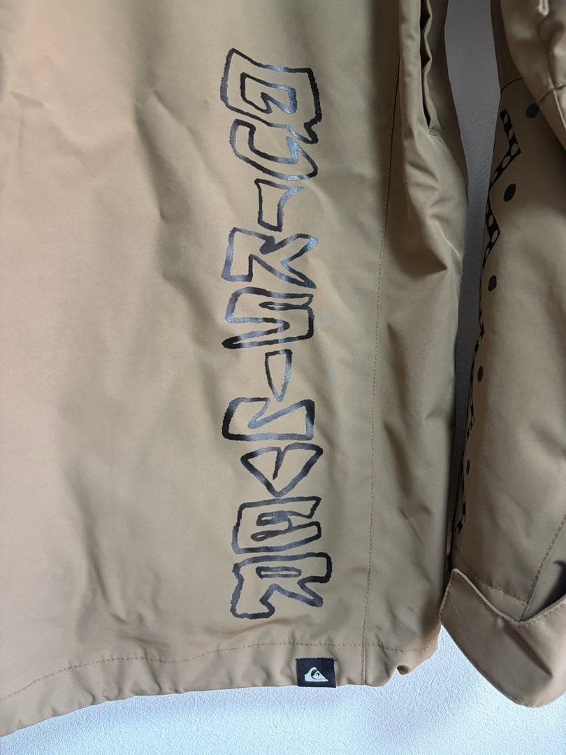 QUIKSILVER スノーボードジャケット ベージュ