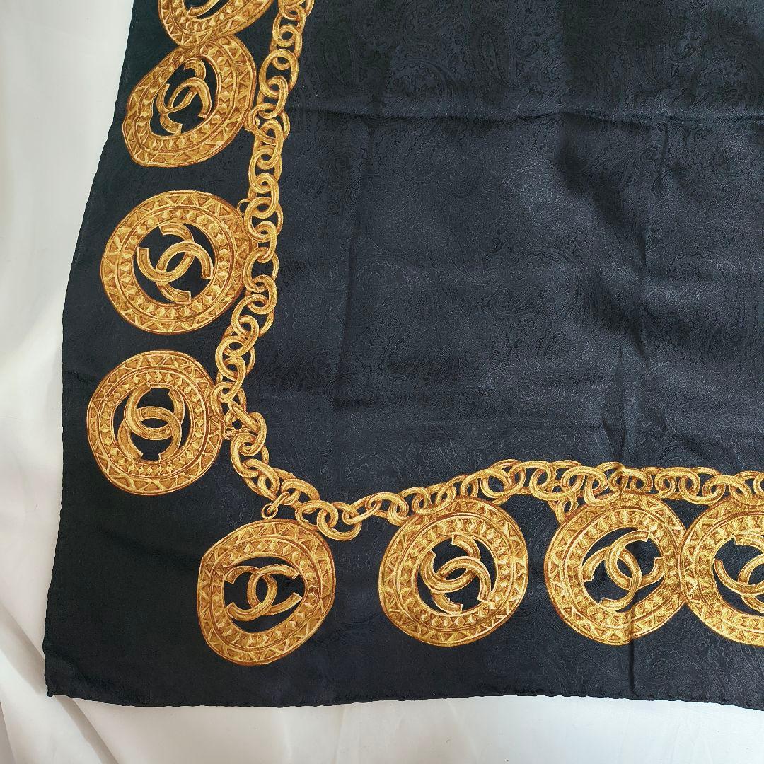 Chanel スカーフ 黒金 チェーン柄 シルク