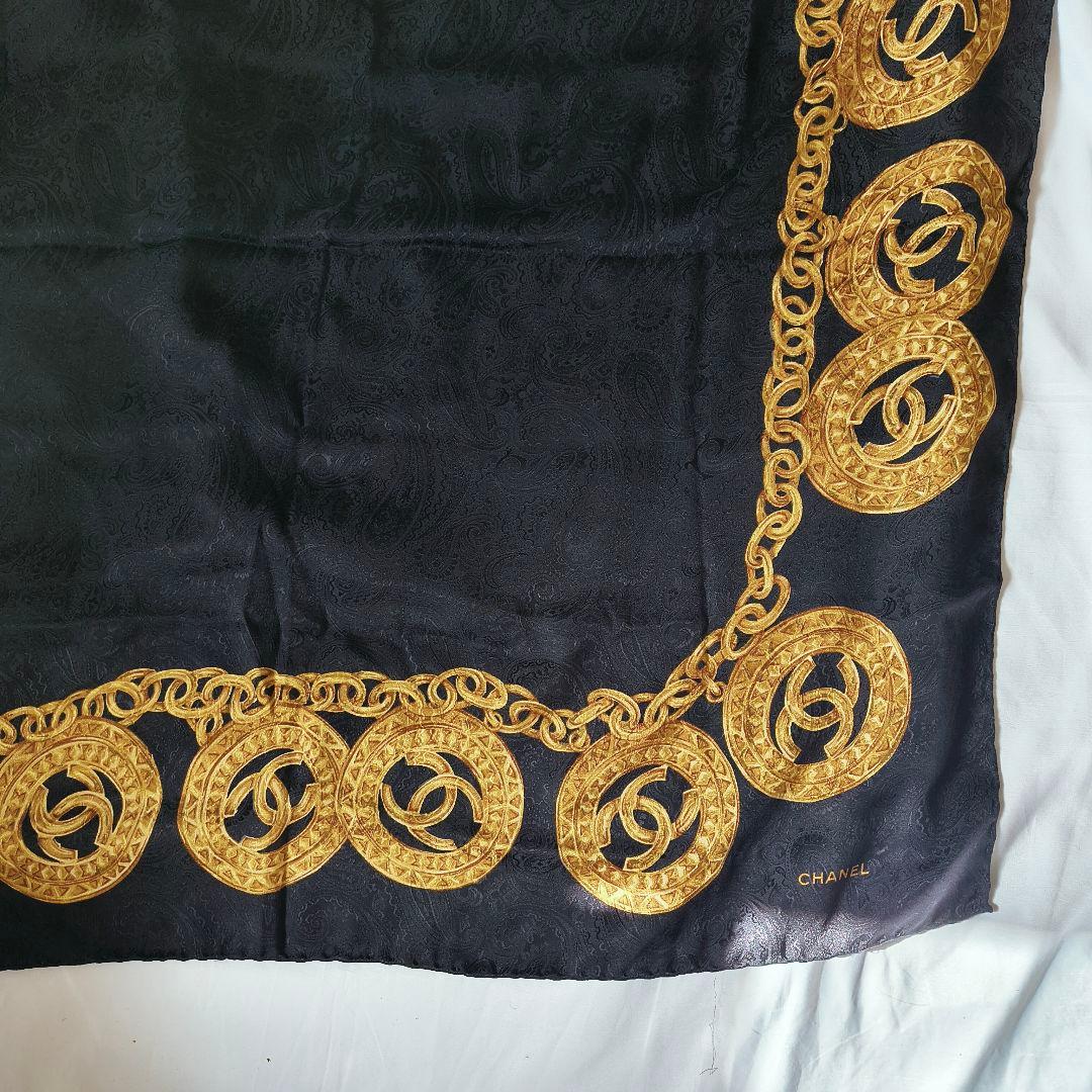 Chanel スカーフ 黒金 チェーン柄 シルク