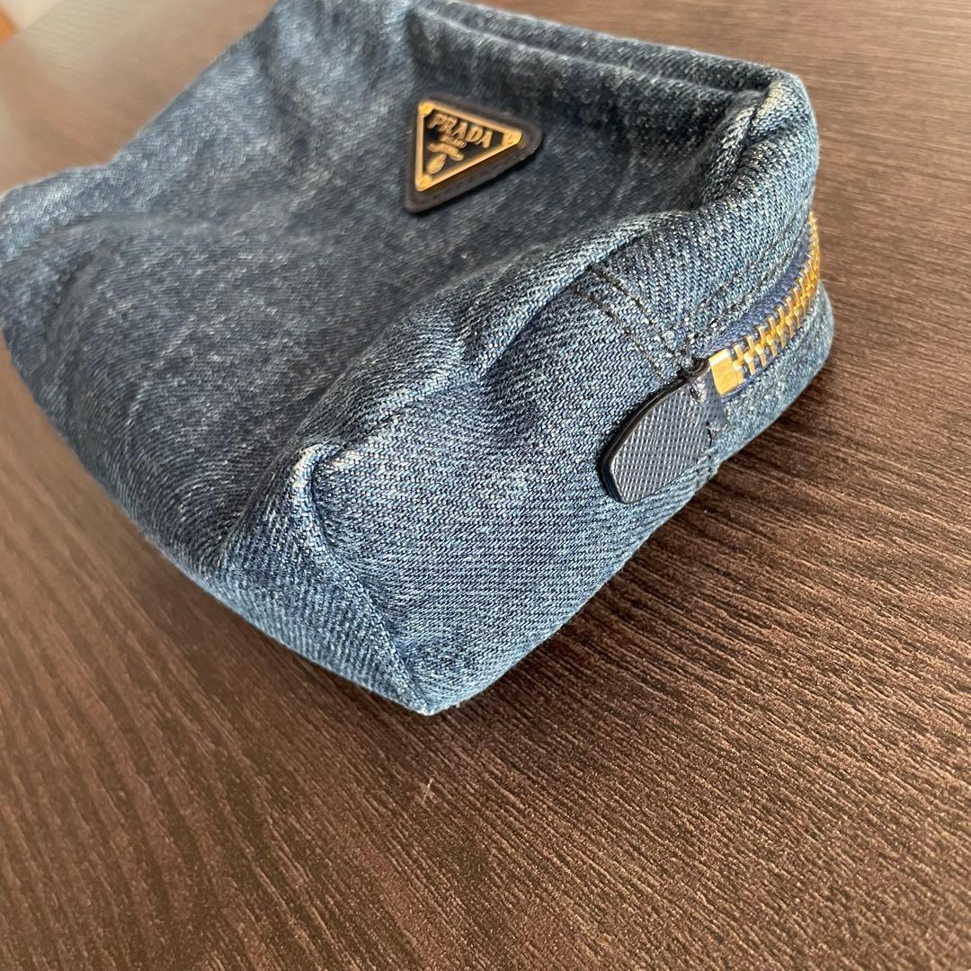 PRADA デニムポーチ
