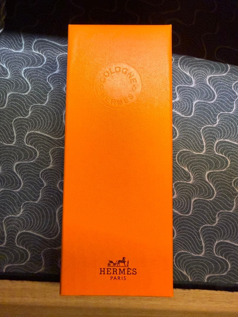 HERMES　 香水　オードゥルバーブエカルラット　　オーデコロン 100ml