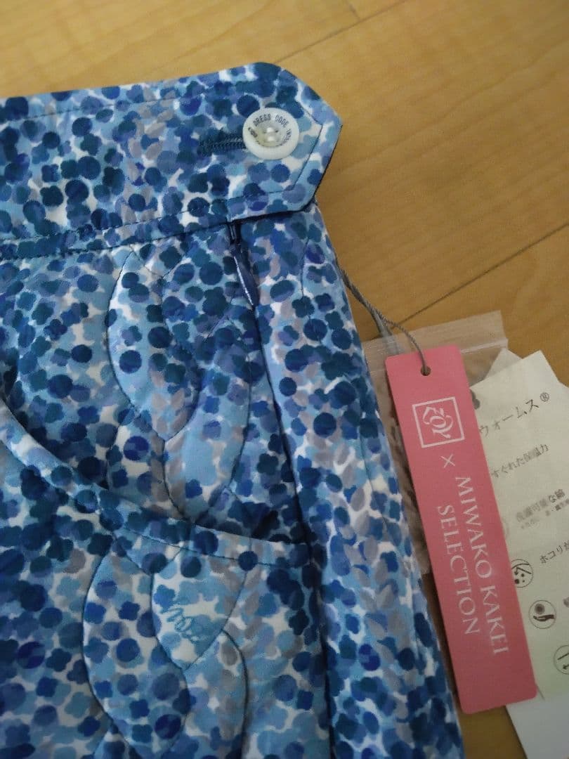 【新品】ZOY ゾーイ 中綿入り ブルー系柄模様 スカート サイズ36