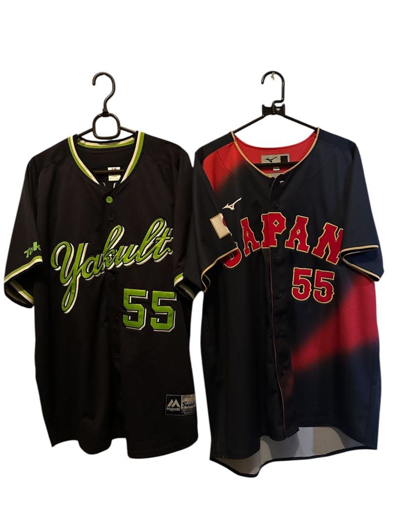 ヤクルトスワローズ 村上宗隆 ユニフォーム 山田哲人 青木宣親 つば