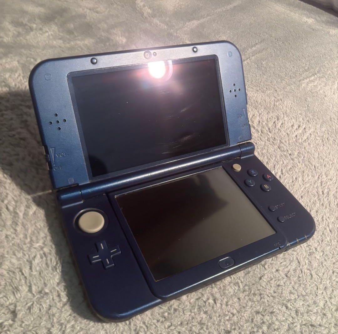 NEW　Nintendo　3DS　LL　　ニンテンドー　ネイビー