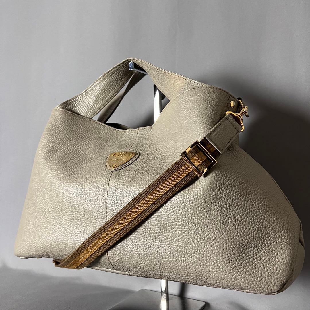 ATAO アタオ elvy エルヴィ 3wayバッグ 人気カラー グレージュ - メルカリ