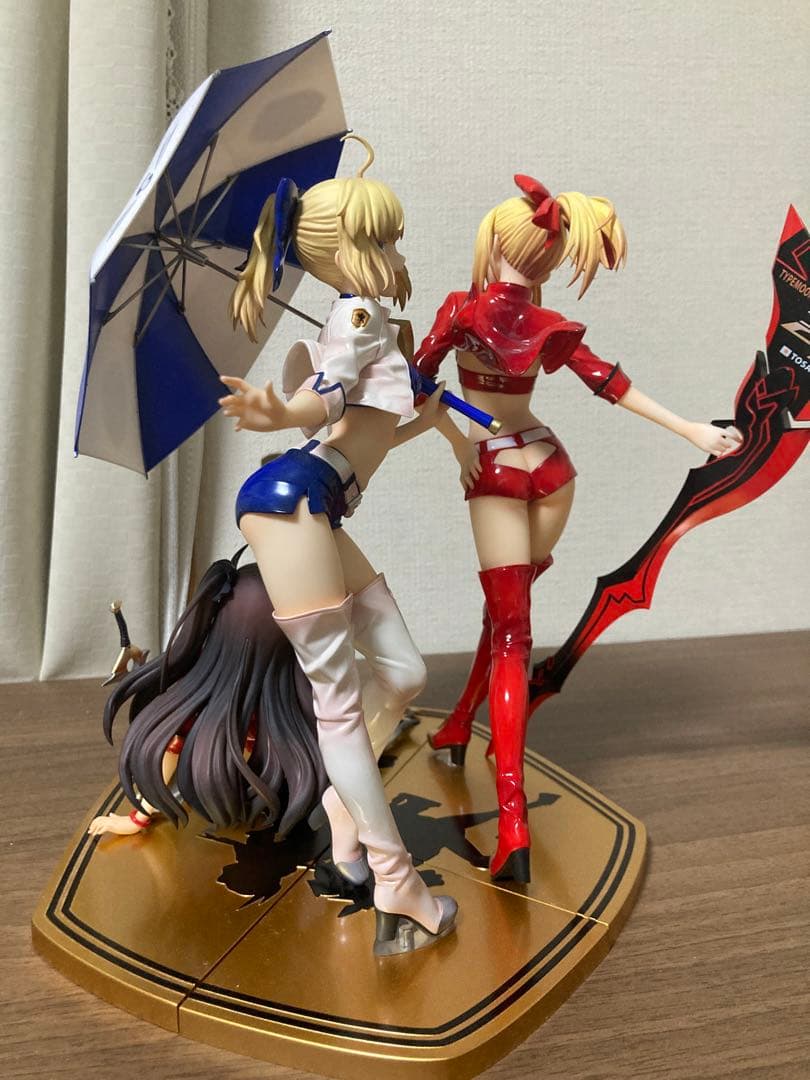 TYPE-MOON RACING セイバー　ネロ　遠坂凛　3体セット