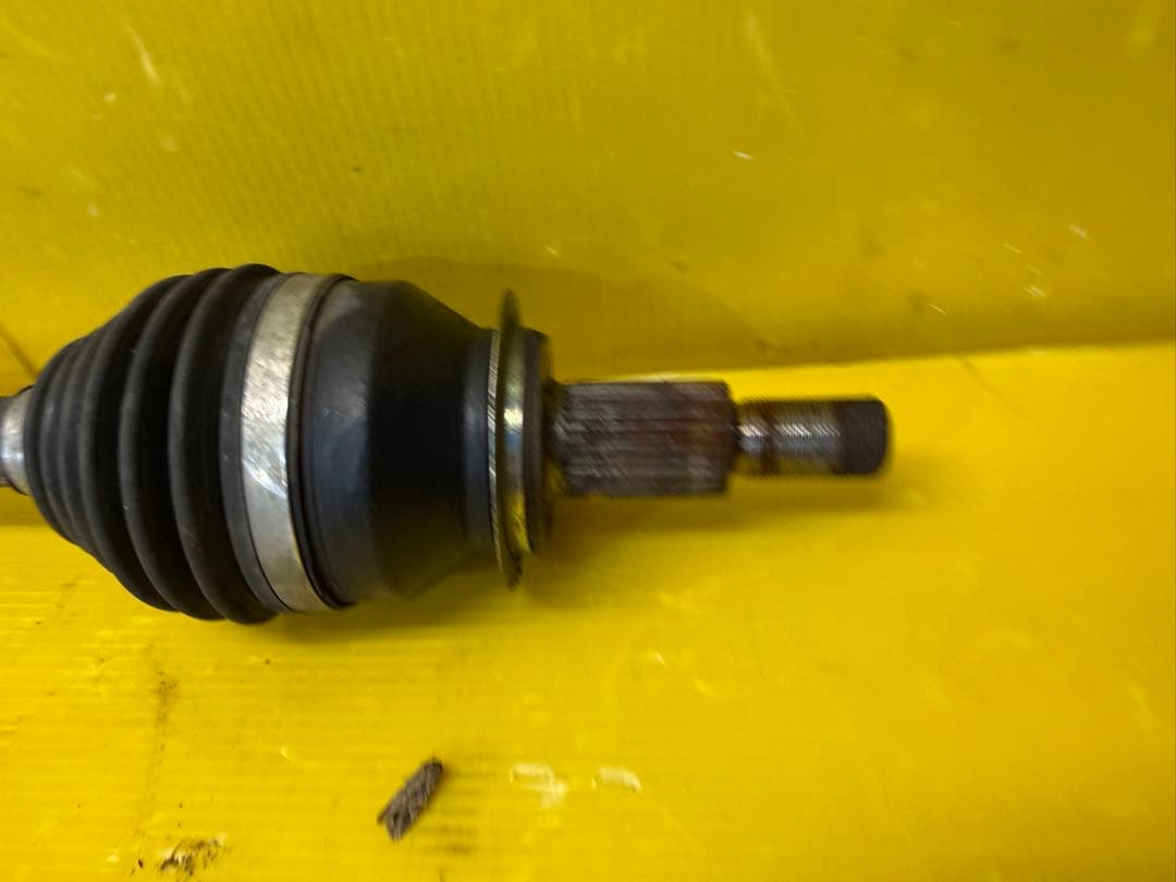 マツダ　CX5 KF2P 左フロントドライブシャフト　60.000KM