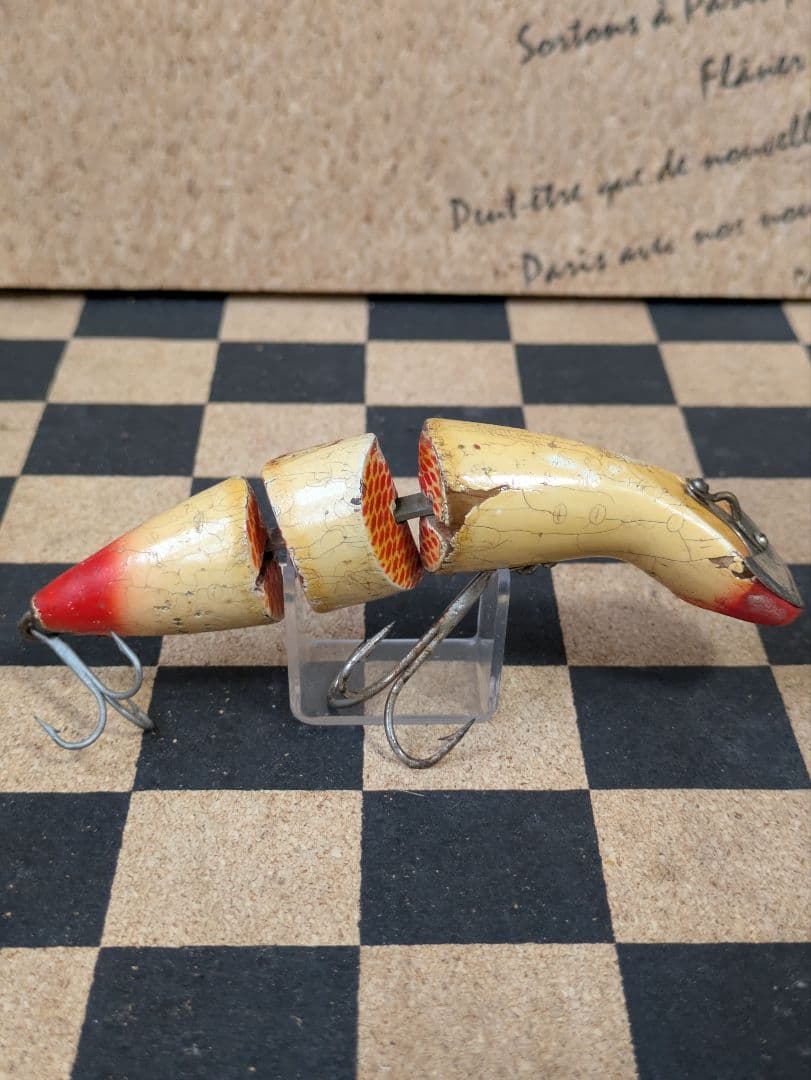 1319.Heddon's Game Fisher