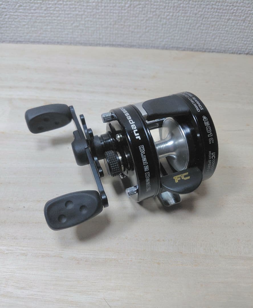 ABU アンバサダー 4601c DUAL2 DEAL2 左 ウルトラキャスト