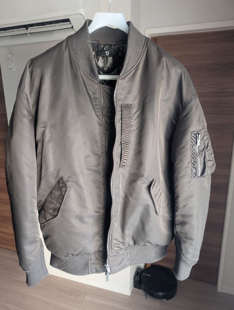 ユニクロ+J ハイブリッドダウン オーバーサイズ MA-1 XXL グレー