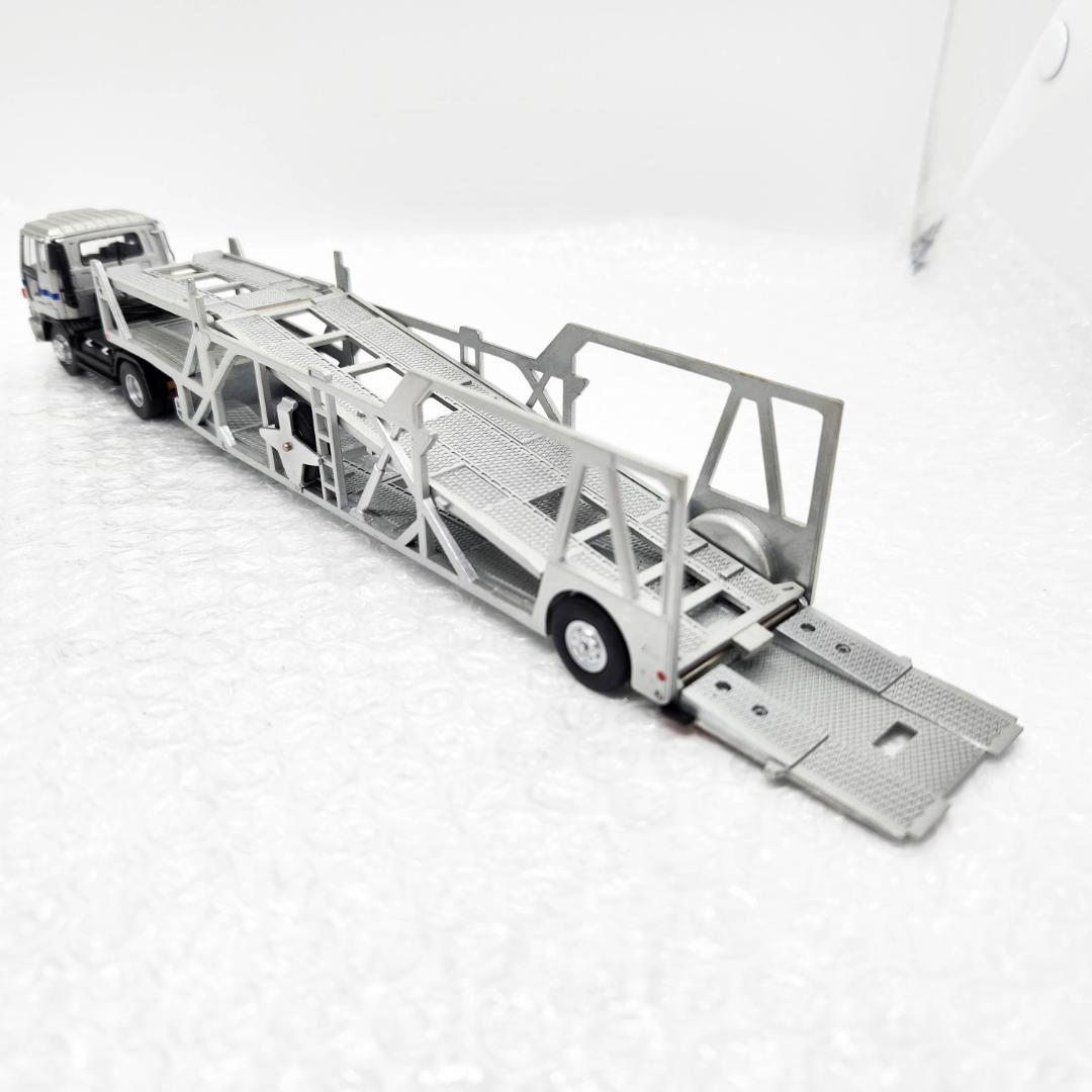 トミカ LV-N225b いすず 810EX カートランスポーター 1/64