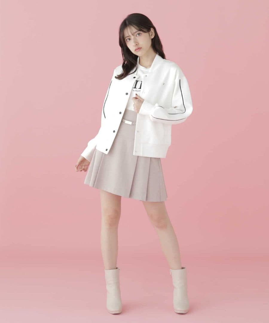 新品！ジルバイジルスチュアート　バイカラーパイピング スタジャン