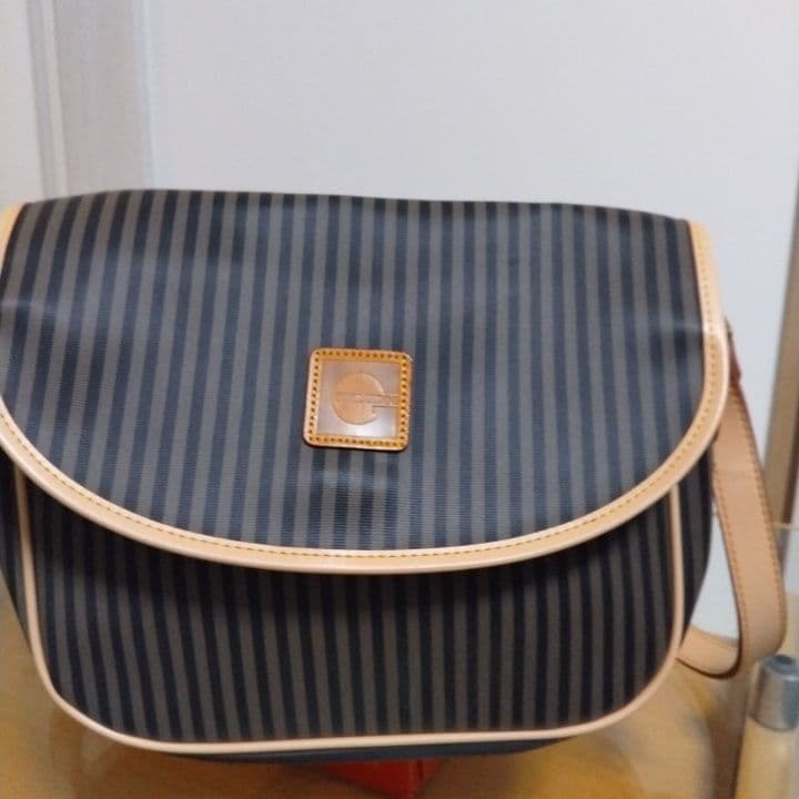 ゲラルディーニボストンバッグ ショルダーバッグ ポーチ三点セット