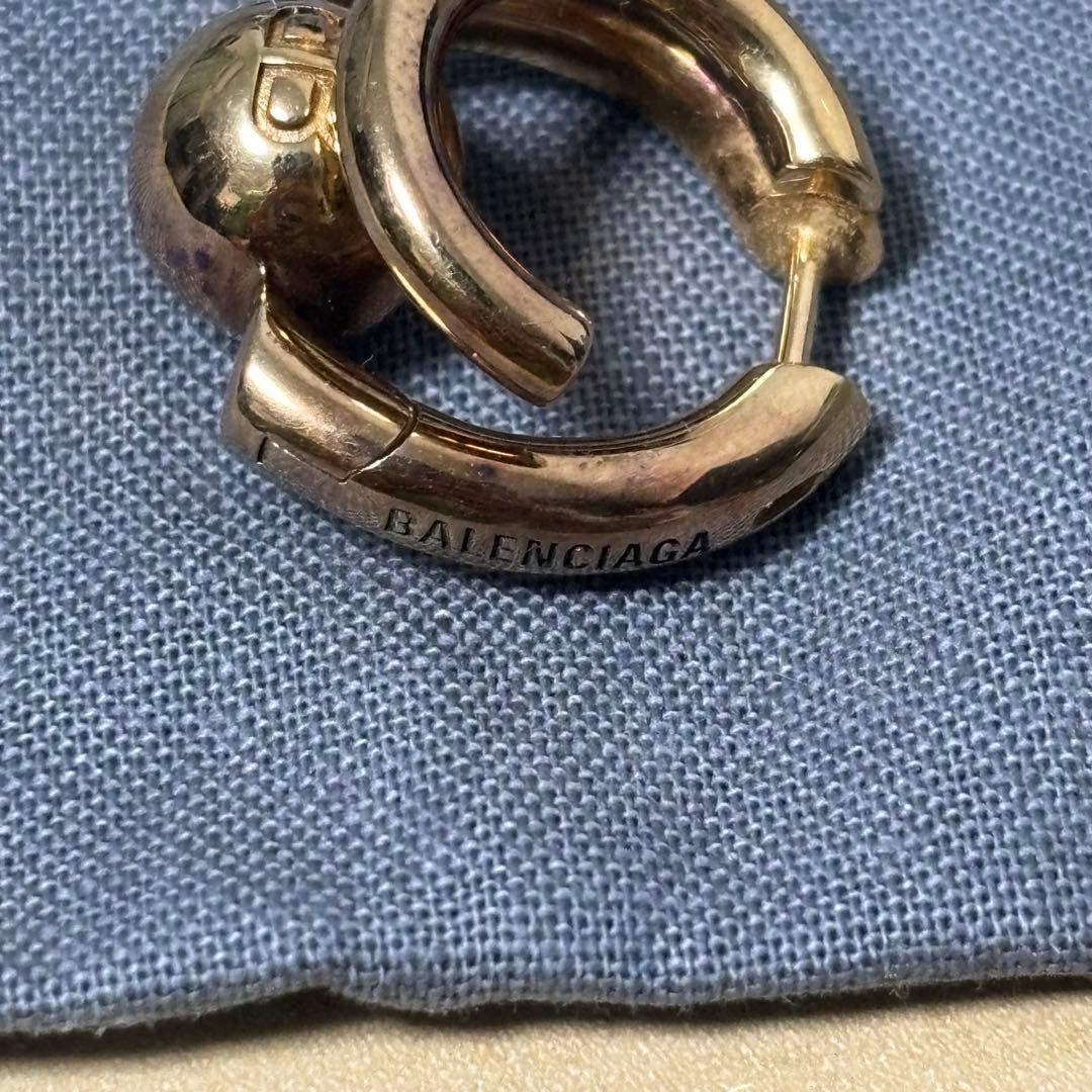 ト*ン様 BALENCIAGA ピアス　ゴールド　片耳