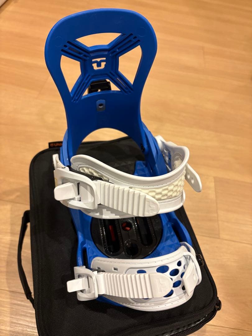 UNION スノーボードビンディング