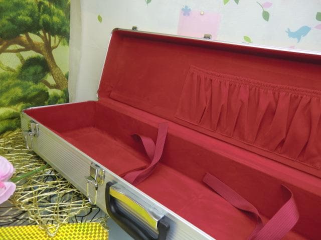 (送料無料)12.000円　沖縄三線専用二丁入アルミハードケース　移動に安心安全