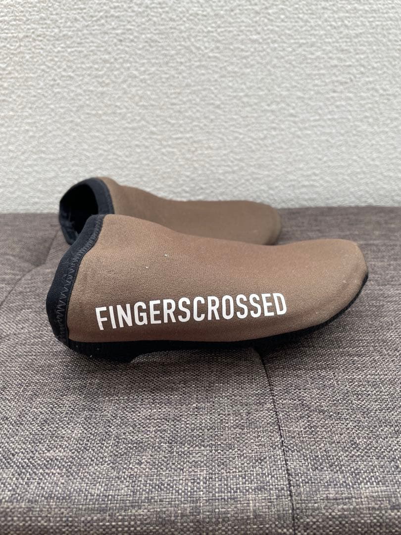 FINGERSCROSSED ソックス・トゥーカバー・ネックウォーマー セット