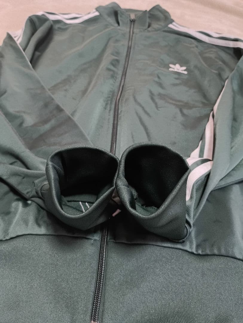 adidas ダークグリーン ファイヤーバード タグ付き 極美品 IY