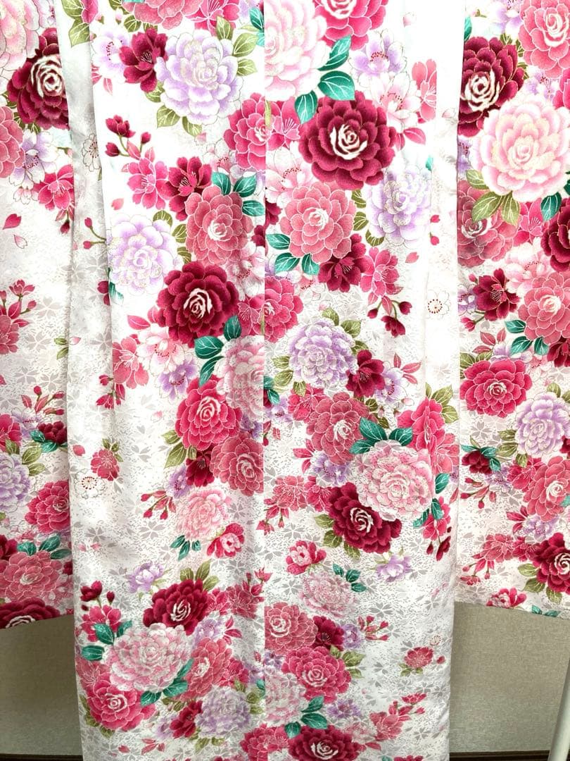 お姫様セット　七五三七歳　女児　バラ花柄 着物小物帯セット　白ピンク