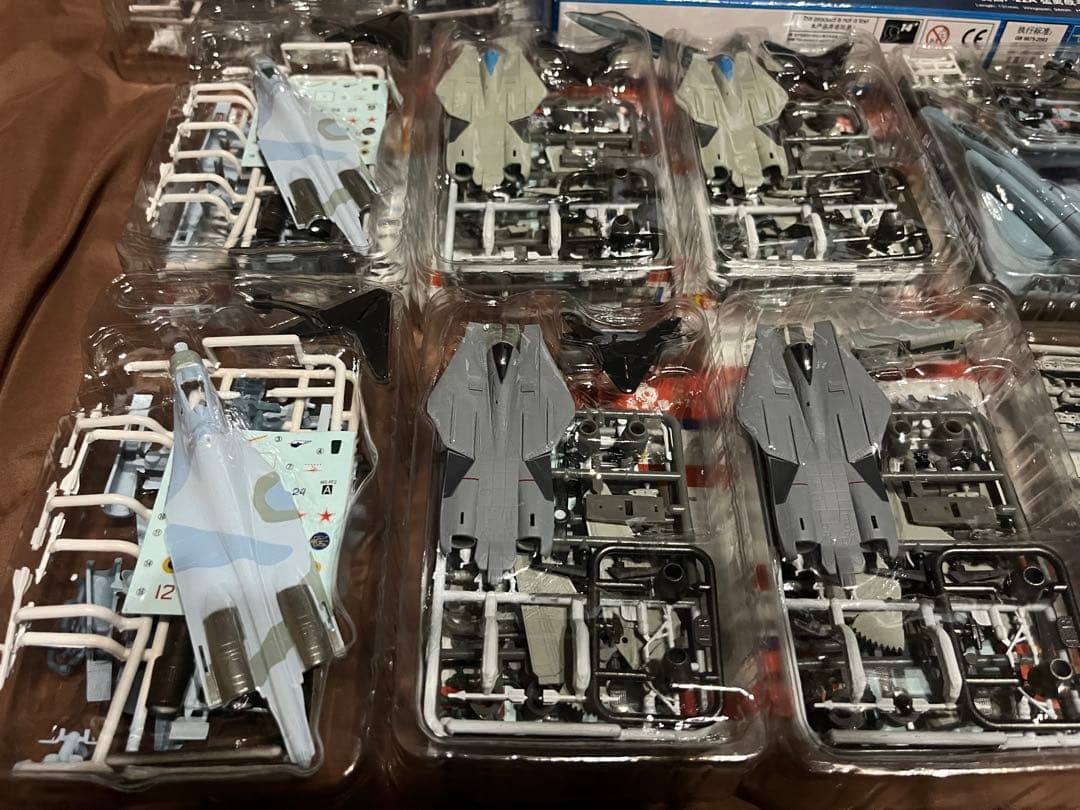 ま*さ様 【未使用品】 ミリタリープラモ模型 20点まとめ売り 1/144