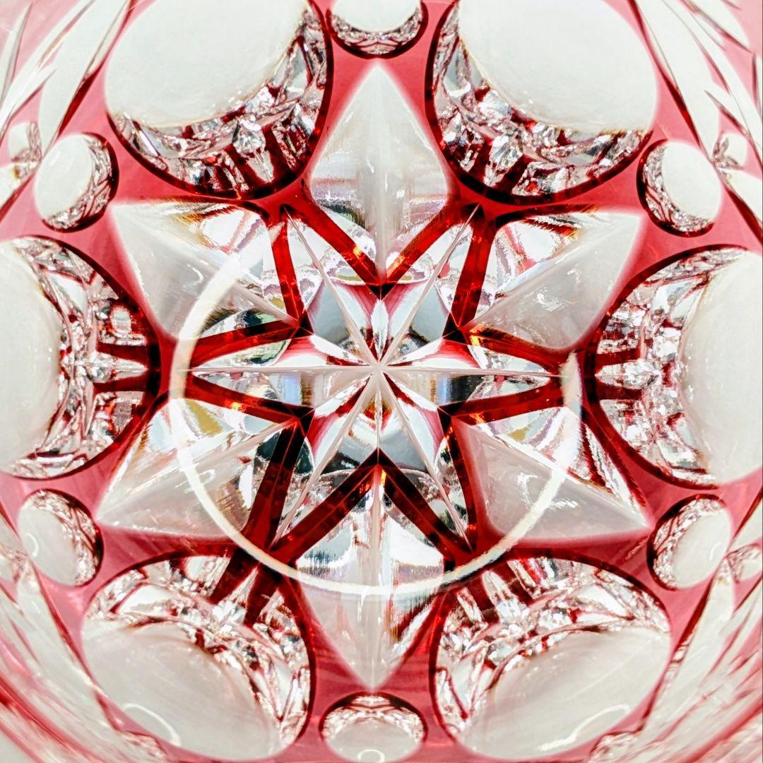 江戸切子　篠崎硝子工芸　金赤色被　ぐい呑み　銘 ″ 三ツ玉 ″【篠崎 清一 作】