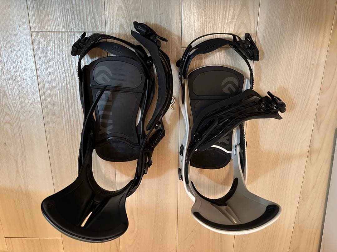 FLUX ビンディング XFブラック/ホワイト