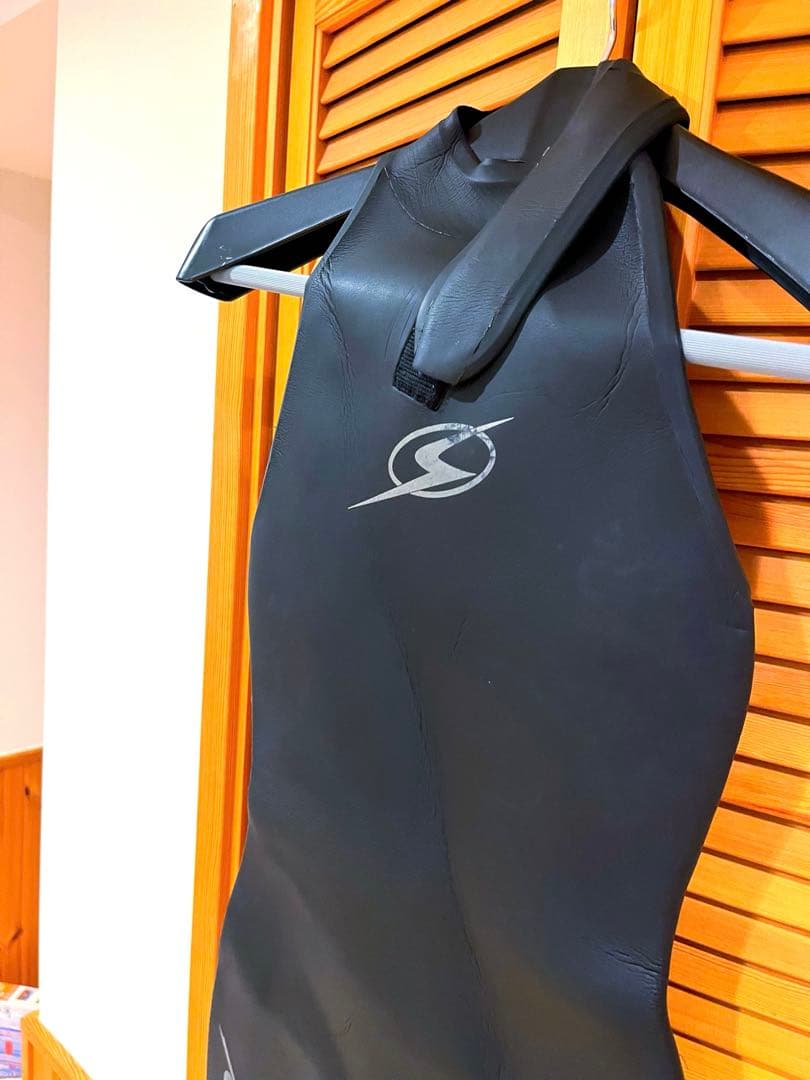 シロモト　トライアスロン用ウェットスーツ