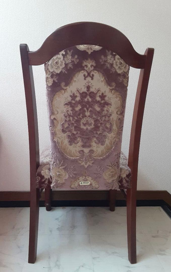 カリモク　ダイニングチェア（1/4）アンティーク ロココ調