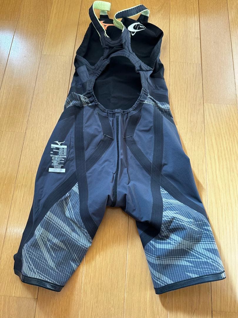 お値下！MIZUNO スウィン 140 高速水着 ジュニア女子 GX SONIC