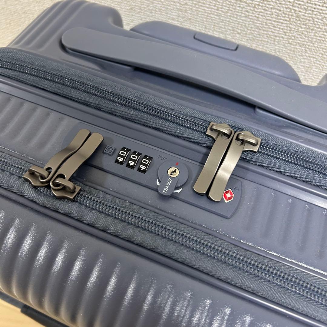 ★最終お値下今日まで 美品 oltimo ストッパー 機内持ち込み スーツケース