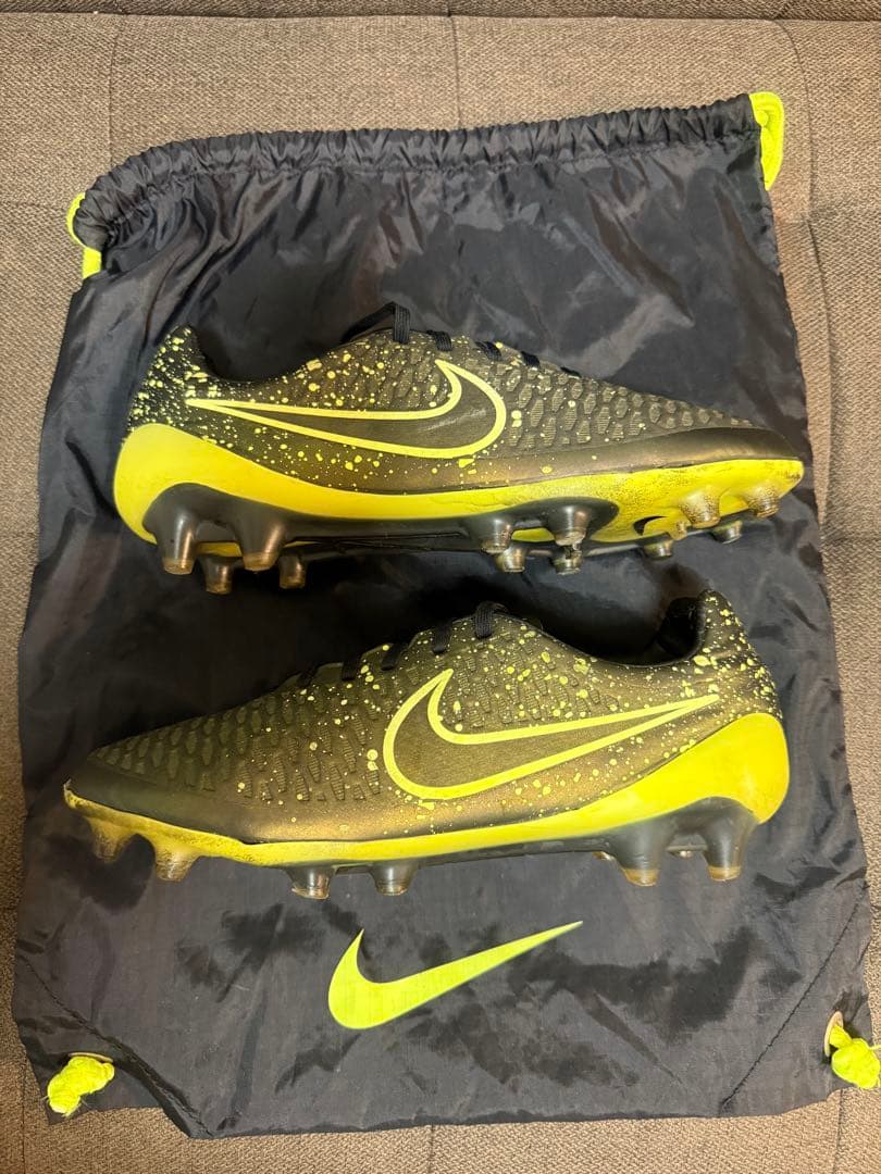 シューズ NIKE Magista Opus 24.5cm