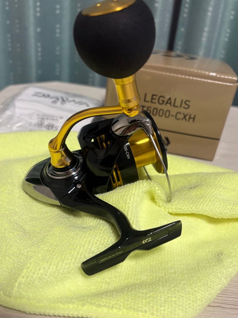ダイワ　DAIWA LEGALIS LT5000-CXH スピニングリール