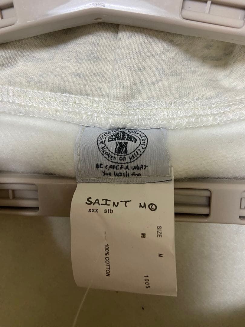 SAINT Mxxxxxx フーディ